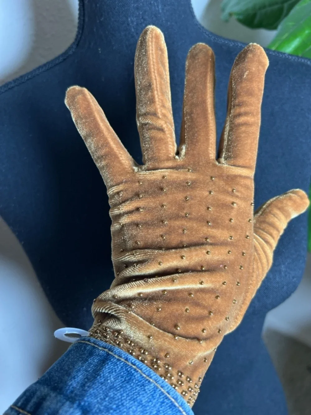 Women’s Cognac Velvet Embellished Hand Beaded Gloves NEW One Size Elegant